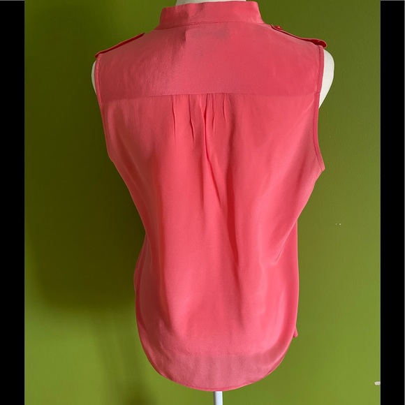 Banana Republic blouse size 6, worn once, - Picture 9 of 9